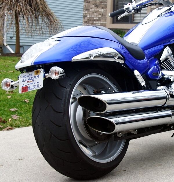 Suzuki M109R M90 M50 LED Fender Eliminator / Tail Tidy / Plate Bracket Boulevard