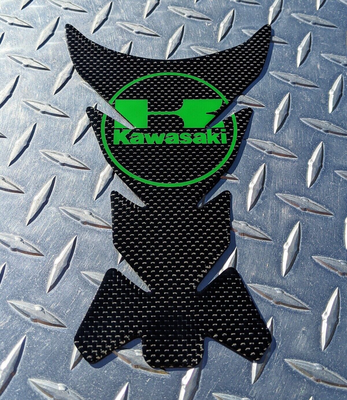 REAL Carbon Tank Pad - Kawasaki 250R 300 400 650R ZX6 Z800 ZX10 Z1000 ZX14 Ninja