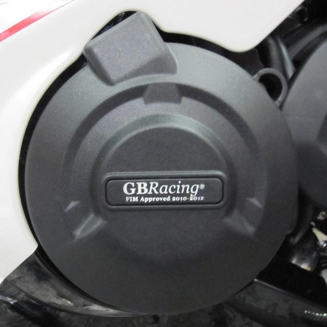 GB Racing Engine Case Sliders  2011-12 Daytona 675 675R 11-16 Street Triple R Rx