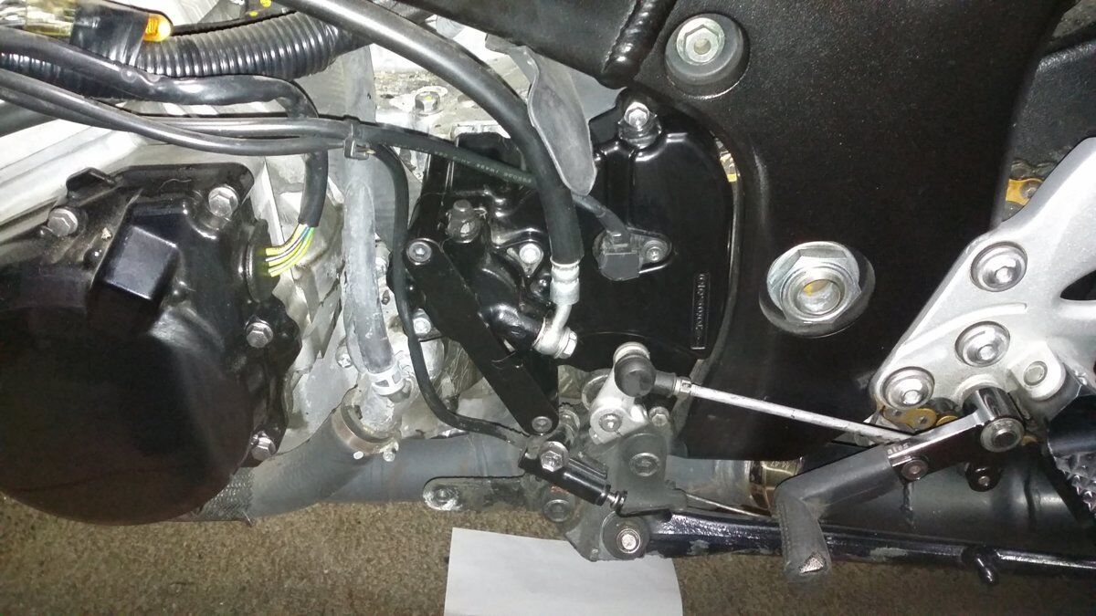 Gen 1 Hayabusa Clutch Slave Cylinder Support / Bracket / Brace 1999 - 2007