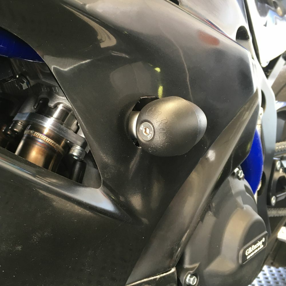 GB Racing 2017 + Suzuki GSX-R1000 Frame Sliders Crash Knobs GSXR L7 L8 L9 M0 M1