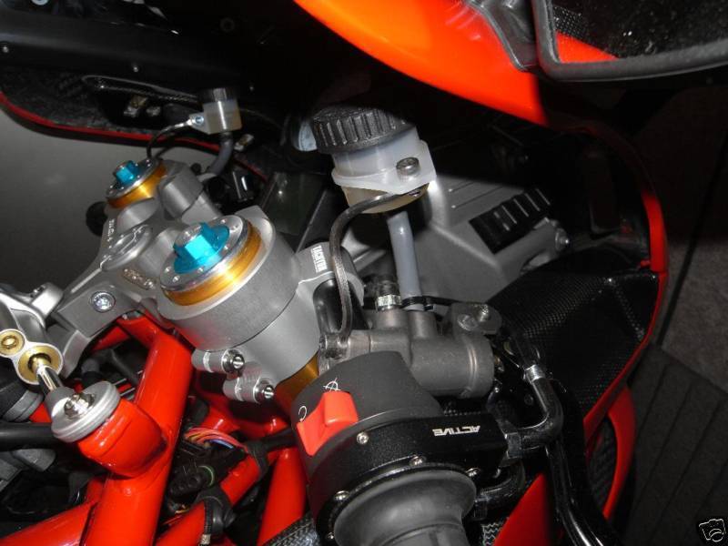 Reservoir Mount Bracket GSXR SV1000 SV650 GSR750 GSXS1000 GSX-R 600 750 1000 TL