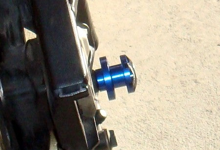 6mm Swingarm Spools R1 R6 R7 R9 R3 FZ8 MT09 XSR900 MT10 RSV4 675 899 959 Black