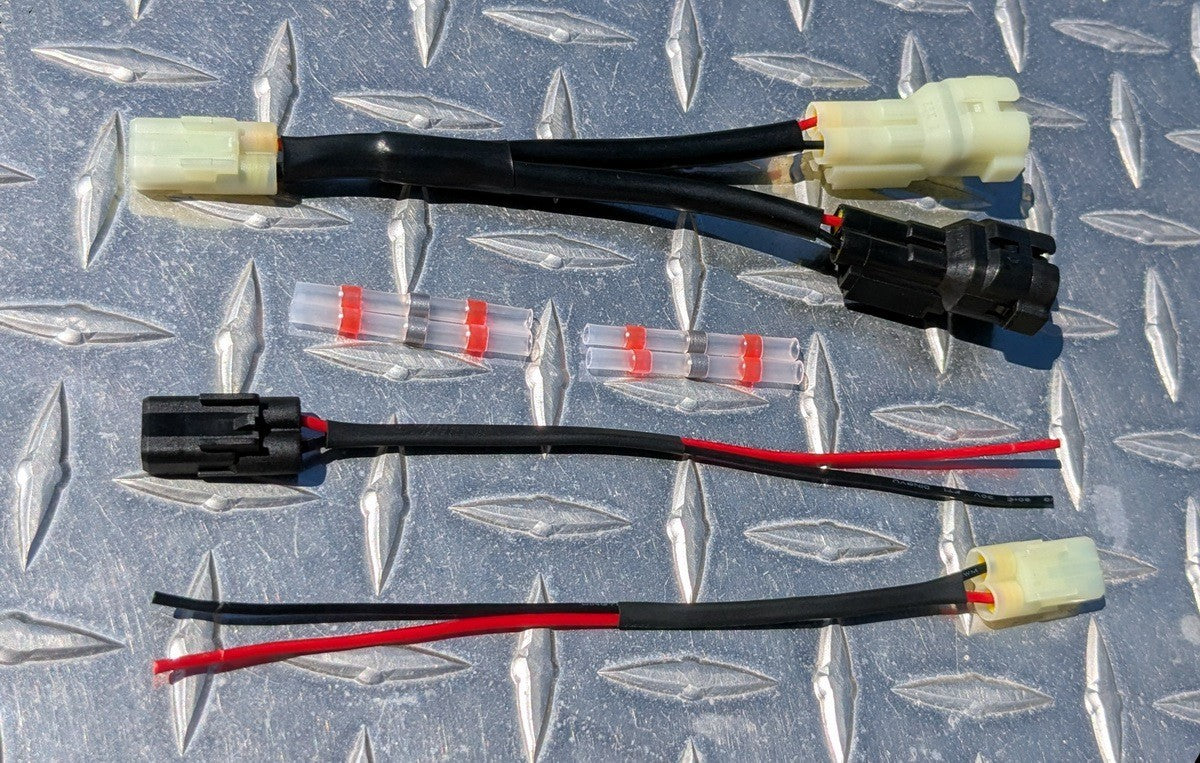 Triumph 2016 + Bonneville T120 & 2017 + T100 Accessory Power Plug Cable Splitter