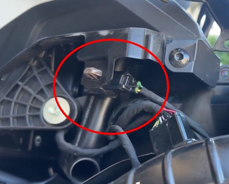 Honda CRF250L CRF300L Accessory Power Plug Auxiliary Splitter CRF 250 300 Rally