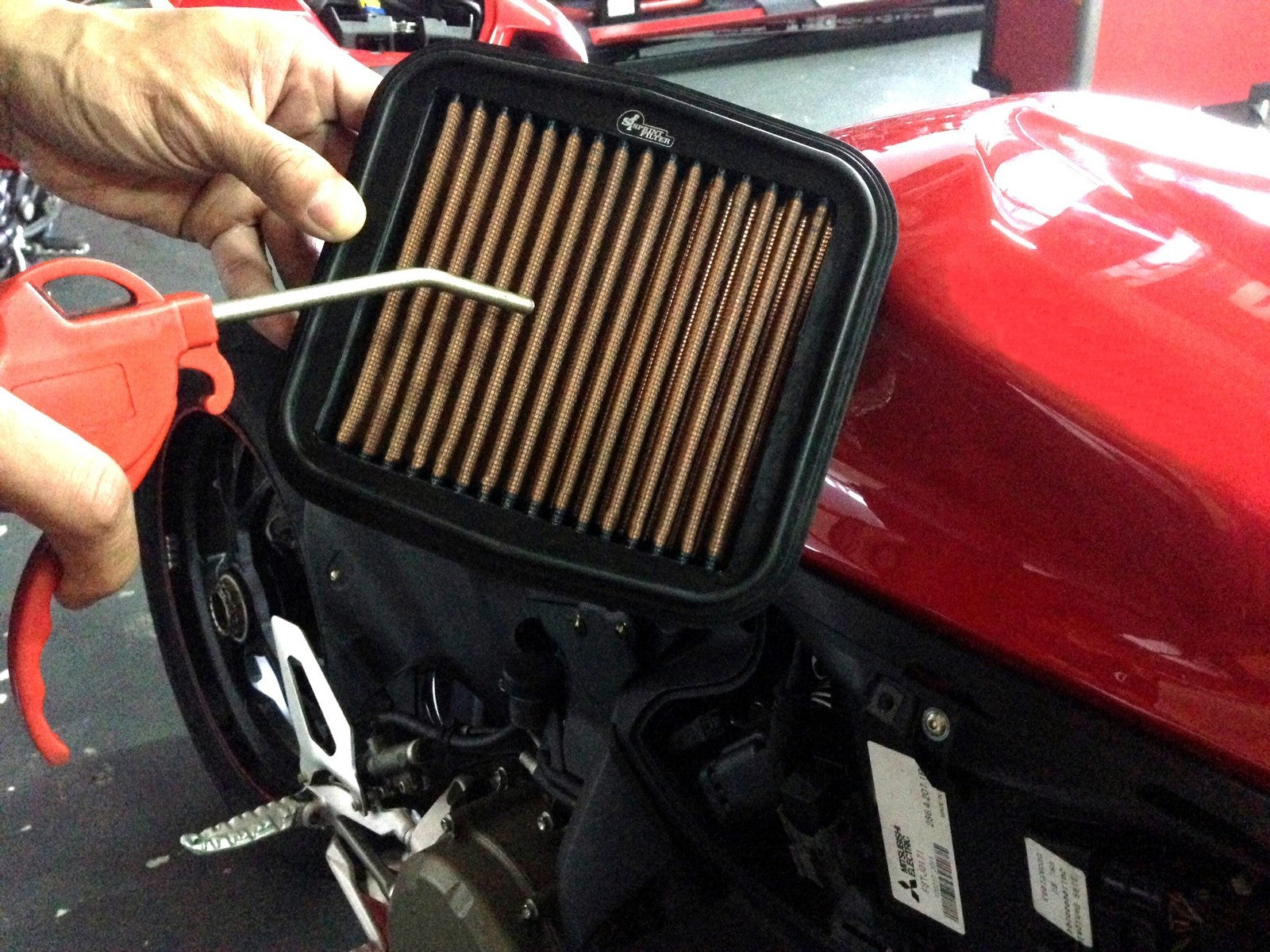 SPRINT P08 Air Filter  2024 + Yamaha MT-09 R9 XSR-900 GP Tracer 9 GT MT09 SM272S