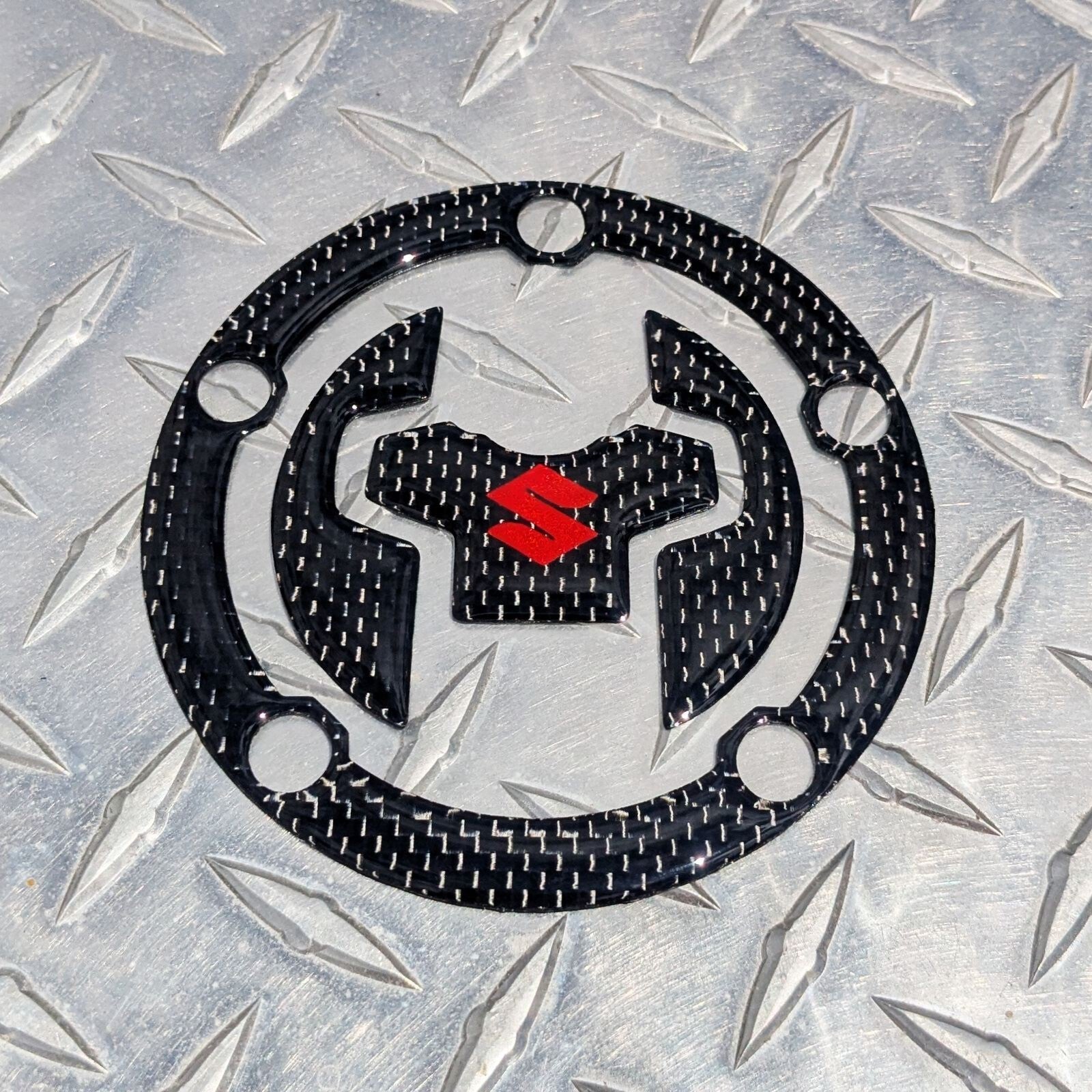 Real Carbon Fuel / Gas Cap Pad - 2017 + GSX-R1000 GSX-R1000R GSXR GSX-R 1000 L7