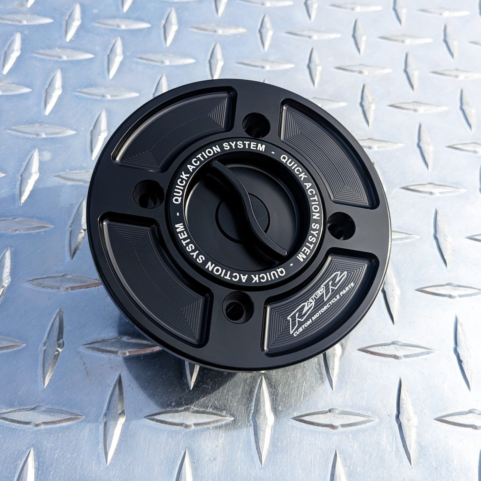 Ducati Quick Fuel Gas Cap - STREETFIGHTER V4 V2 848 1098 / S & SCRAMBLER 1100
